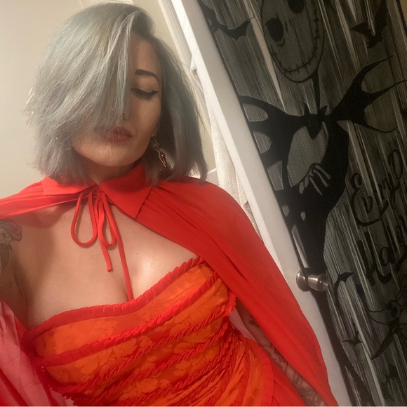 Meet your Posher, Vanessa - Picture 1 of 1